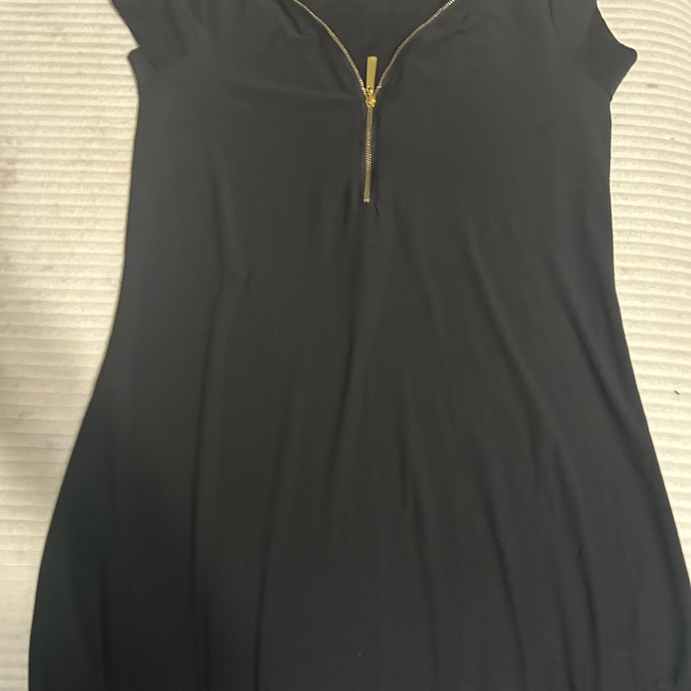 Elegant Black Zippered Women's Blouse